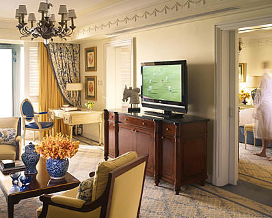 Four Seasons Hotel Alexandria > Four Seasons Executive Suite > Das Four Seasons Hotel Alexandria hat sein Domizil auf der vierten bis 19.